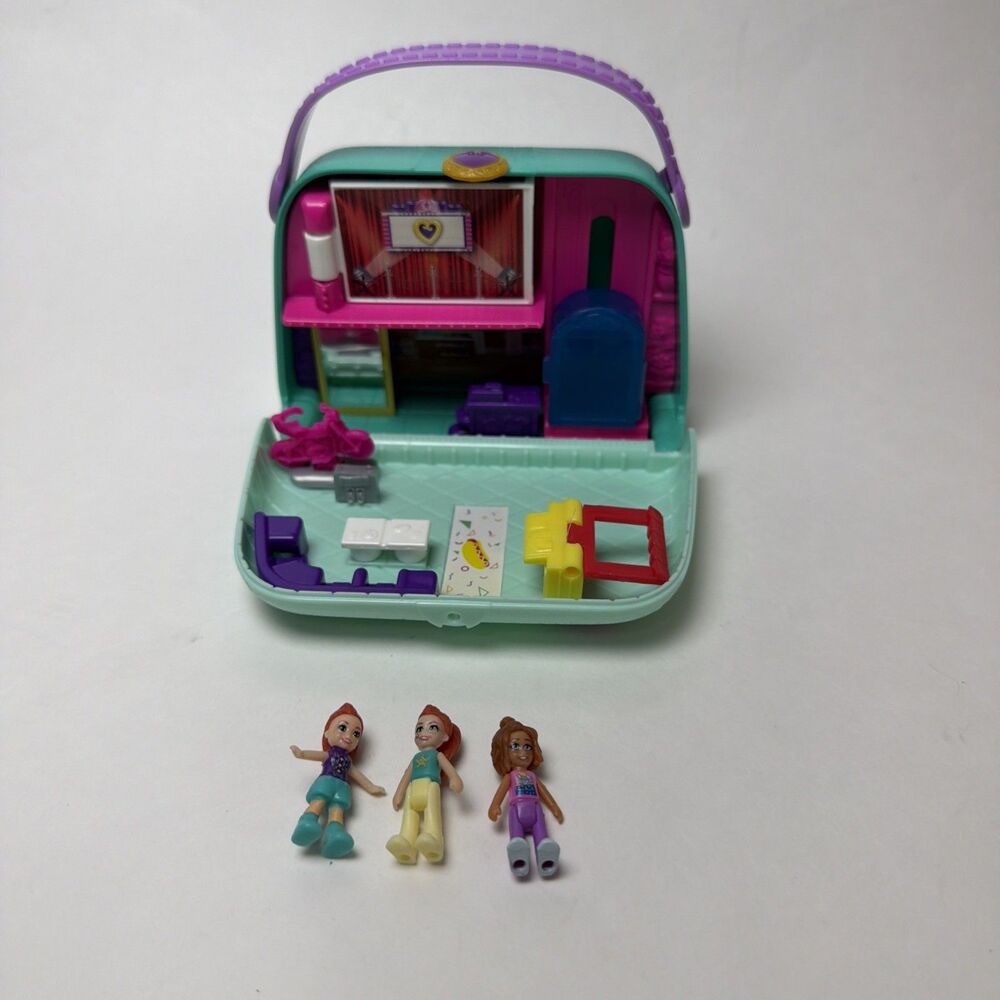 2018 Polly Pocket Big Pocket World Mall Purse Play Set, Aqua Blue/Purple 3 Dolls